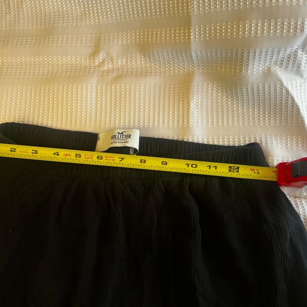 Hollister Black A-Line Skirt with Lace Details - Picture 3 of 4